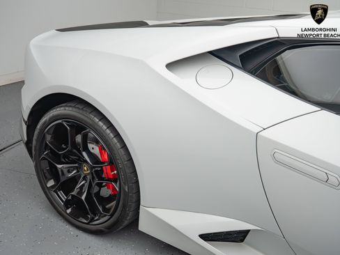 Used 2017 Lamborghini Huracan LP 580-2 image 6