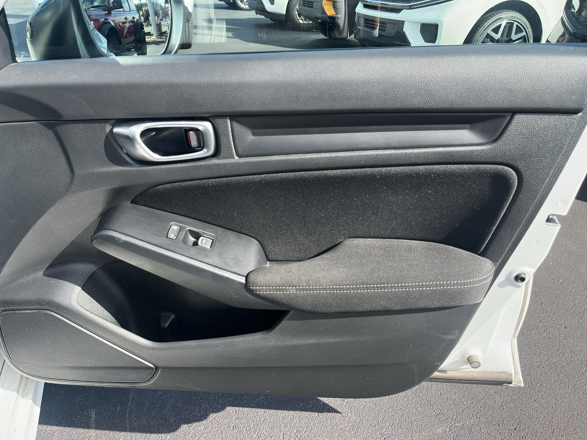 Used 2023 Honda Civic Sport image 28
