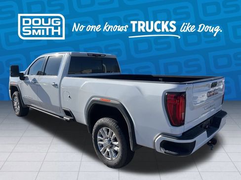 Used 2022 GMC Sierra 3500 Denali w/ Denali Ultimate Package image 3