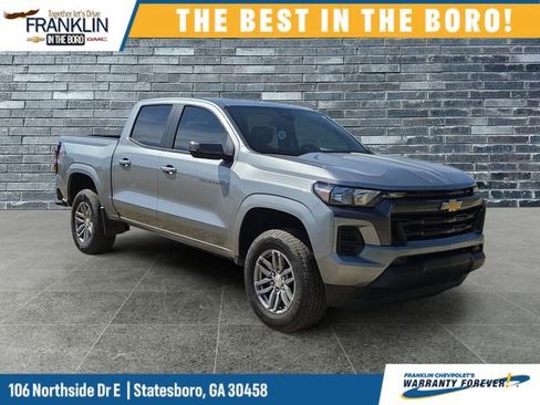 Used 2024 Chevrolet Colorado LT image 7