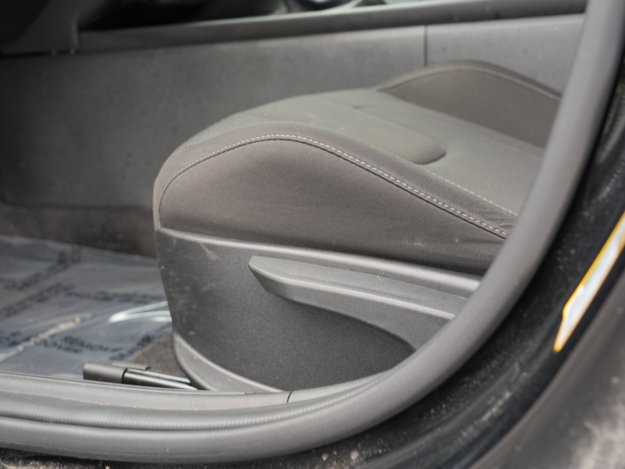 Used 2023 Hyundai Elantra SE FWD image 16