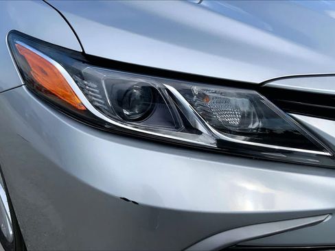 Used 2024 Toyota Camry LE FWD image 27