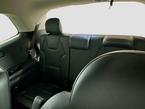 Used 2025 Kia Telluride S FWD image 29