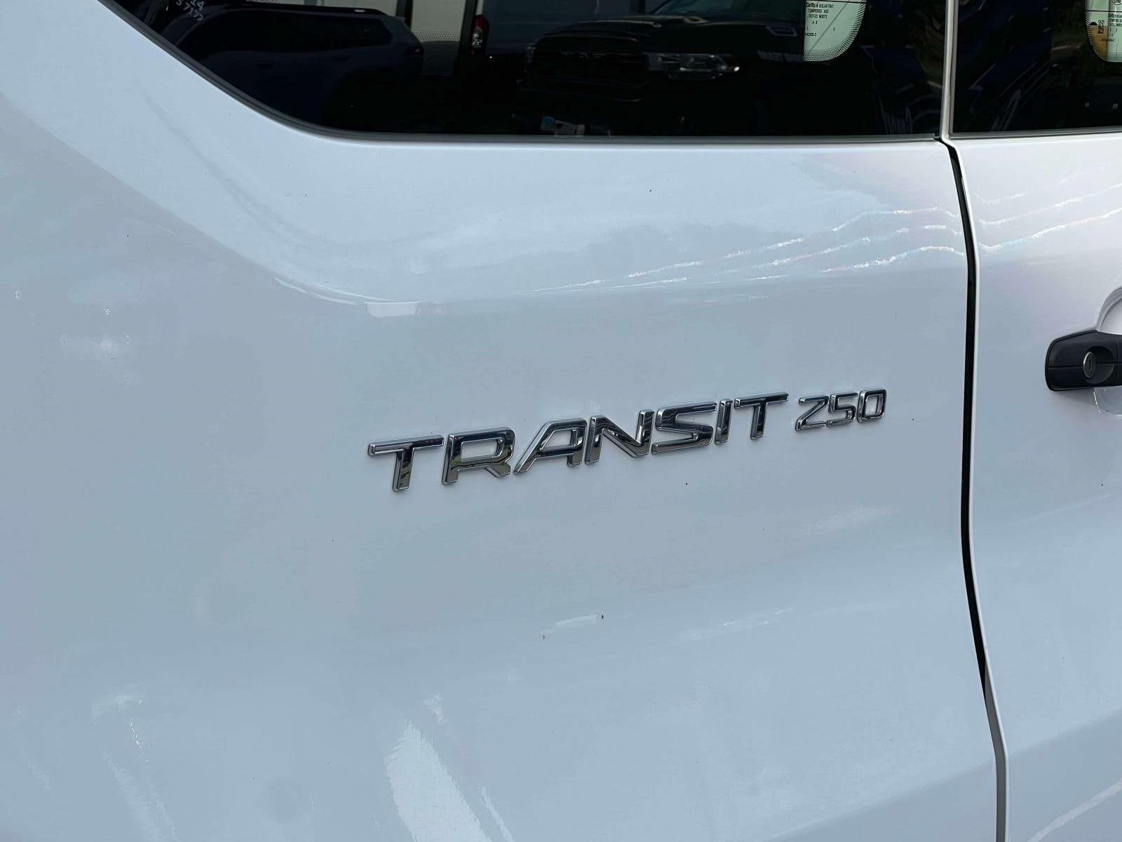 Used 2025 Ford Transit 250 Low Roof w/ Exterior Upgrade Package RWD image 9