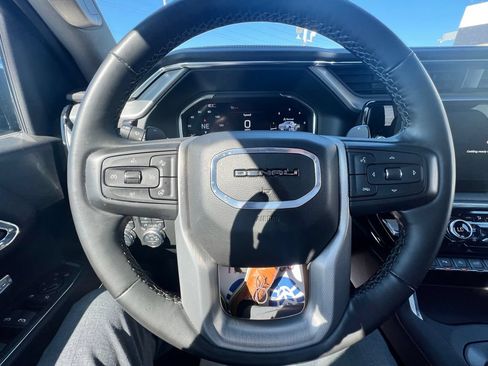 Used 2024 GMC Sierra 1500 Denali w/ Technology Package AWD/4WD image 25