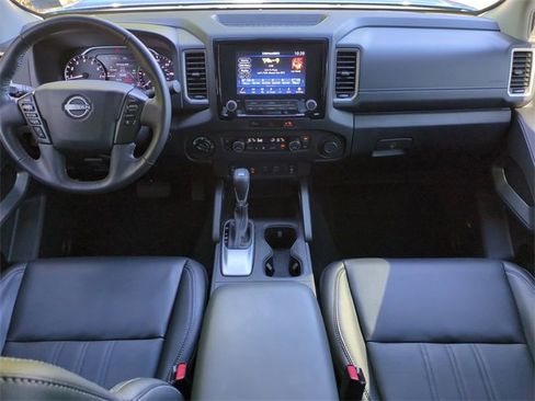 Used 2024 Nissan Frontier SL w/ Technology Package image 14