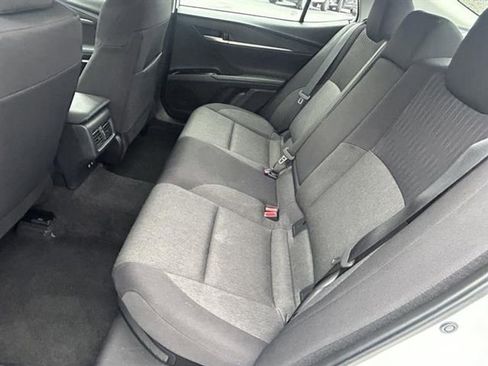 Used 2025 Toyota Camry LE image 28