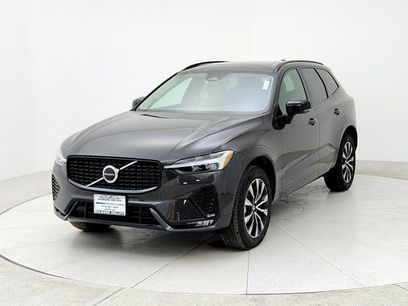 New 2025 Volvo XC60 B5 Core w/ Climate Package PRO