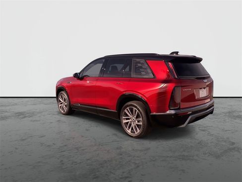 Used 2026 Cadillac Vistiq Sport w/ LPO, Floor Liner Package image 6