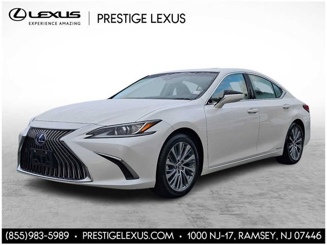 Certified 2021 Lexus ES 300h w/ Premium Package FWD image 1