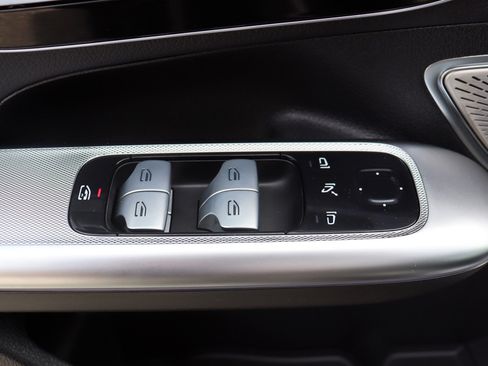Used 2023 Mercedes-Benz EQE 350+ 4MATIC Sedan image 27