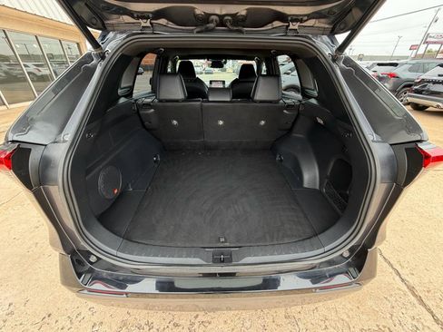Used 2020 Toyota RAV4 XSE AWD/4WD image 17