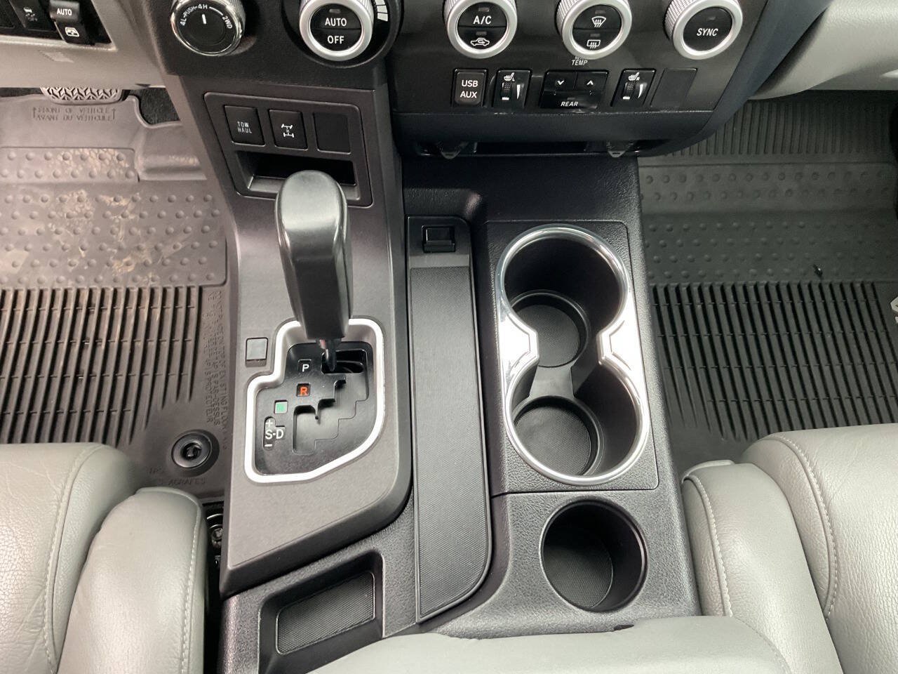 Used 2018 Toyota Sequoia Limited w/ Safety & Convenience Package AWD/4WD image 30