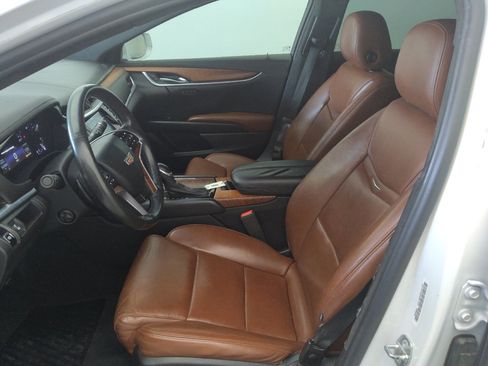 Used 2016 Cadillac XTS Luxury FWD image 17