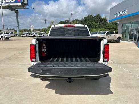 Used 2025 Chevrolet Colorado Z71 w/ LPO, Skid Plate Package AWD/4WD image 12