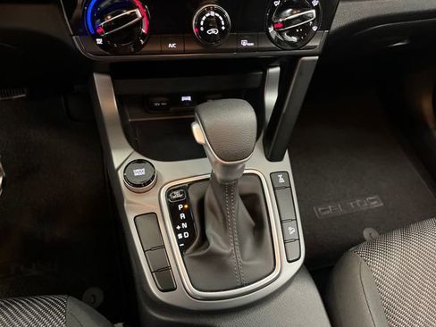 Certified 2024 Kia Seltos LX image 17