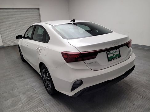 Used 2024 Kia Forte LXS FWD image 6