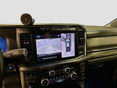Used 2024 Ford F250 Lariat w/ Lariat Ultimate Package AWD/4WD image 14