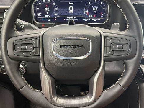 Used 2025 GMC Sierra 1500 Denali Ultimate AWD/4WD image 25