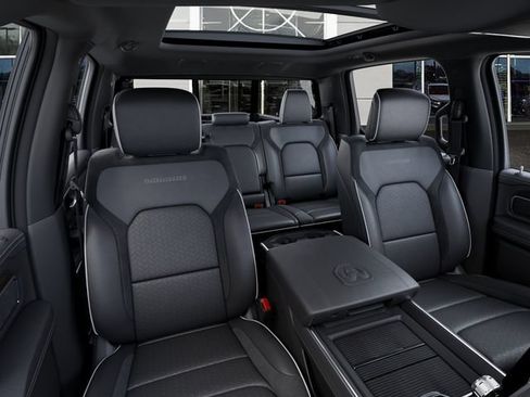New 2027 RAM 1500 Laramie AWD/4WD image 16