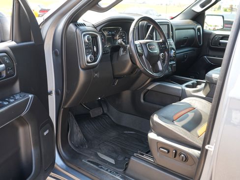 Used 2021 GMC Sierra 1500 AT4 w/ AT4 Value Package AWD/4WD image 13