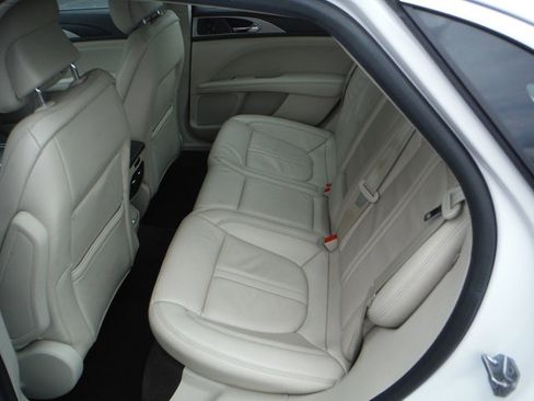 Used 2019 Lincoln MKZ Reserve w/ Reserve Plus Package FWD image 42