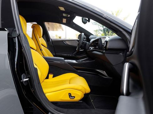 Used 2025 Ferrari Purosangue AWD/4WD image 13