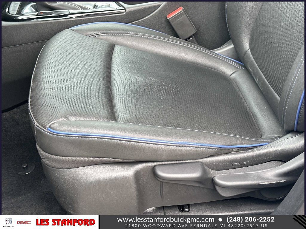 Certified 2025 Buick Encore GX Sport Touring FWD image 18