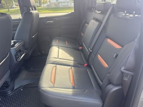 Used 2024 GMC Sierra 1500 AT4 w/ AT4 Preferred Package image 19