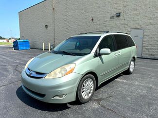 Used 2008 Toyota Sienna XLE Limited image 1