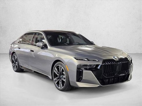 New 2025 BMW 760i xDrive image 7
