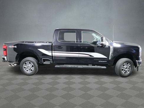 Used 2024 Ford F250 Lariat image 2