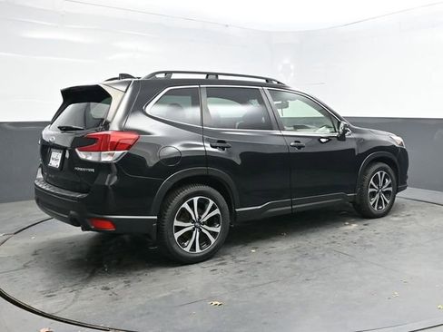 Used 2022 Subaru Forester Limited image 7