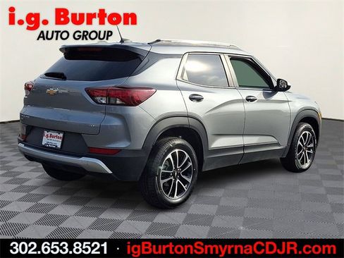 Used 2025 Chevrolet TrailBlazer LT image 6