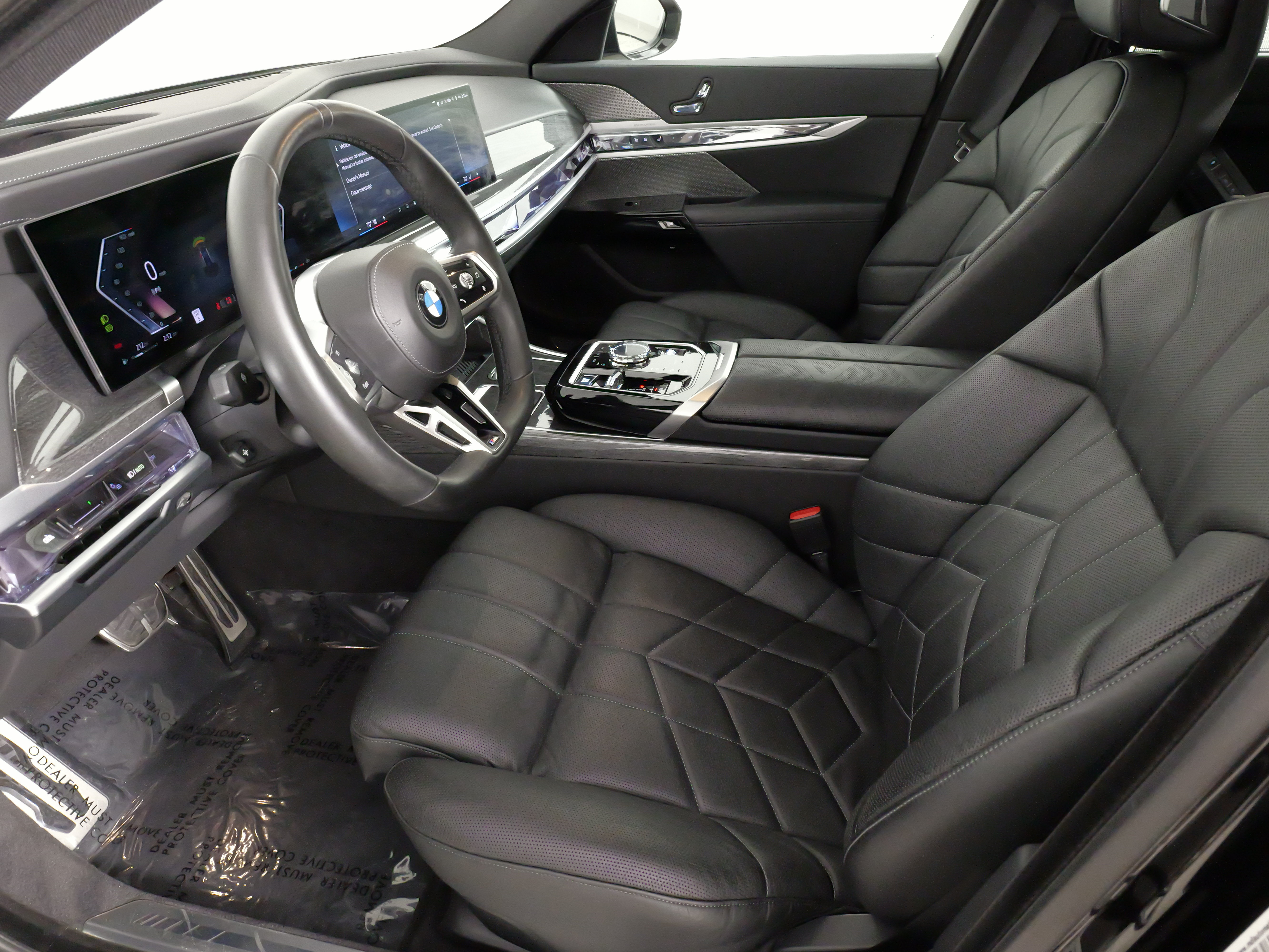 Used 2023 BMW 740i w/ Executive Package RWD image 30