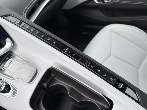 Used 2022 Chevrolet Corvette Stingray Preferred Conv w/ Battery Protection Package image 17