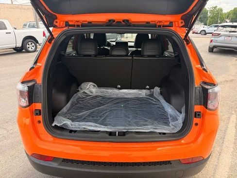 New 2026 Jeep Compass Latitude AWD/4WD image 6
