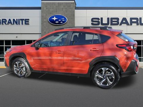 Used 2025 Subaru Crosstrek 2.0i Premium image 7