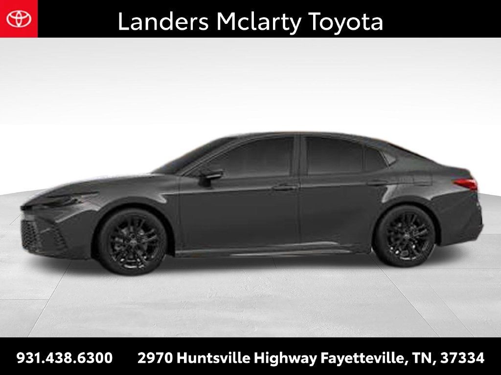 Used 2025 Toyota Camry SE FWD image 5