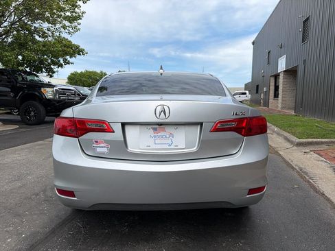 Used 2014 Acura ILX FWD image 4