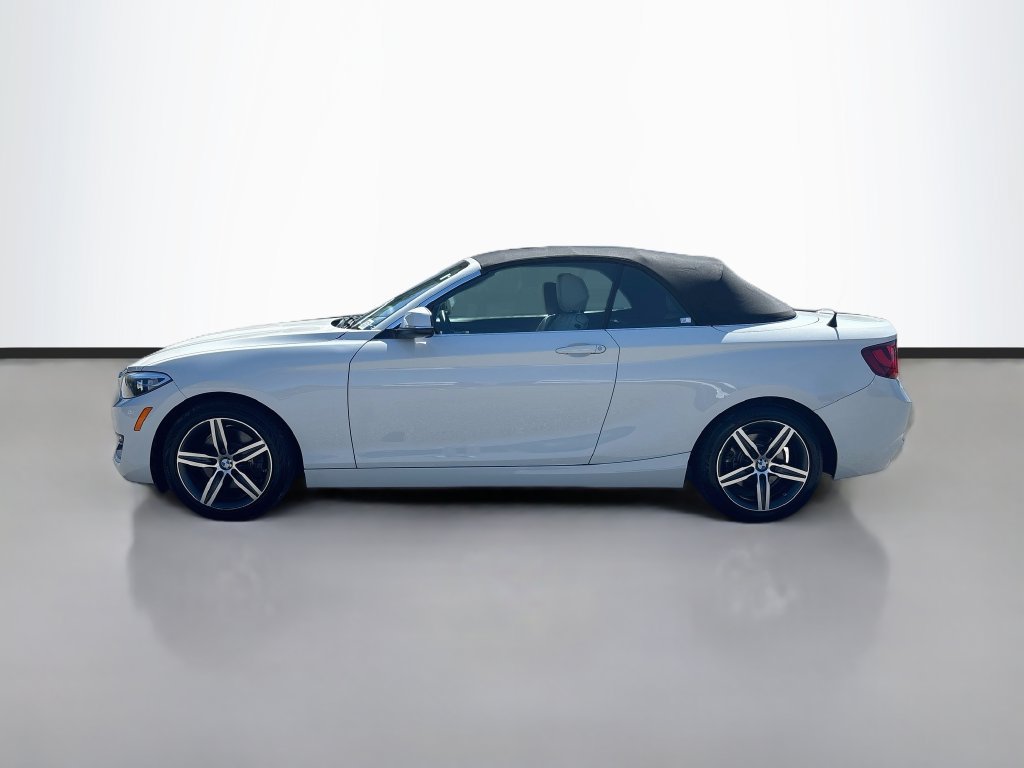 Used 2017 BMW 230i xDrive Convertible AWD/4WD image 3