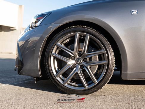 Used 2020 Lexus IS 300 F Sport w/ F Sport Package image 9