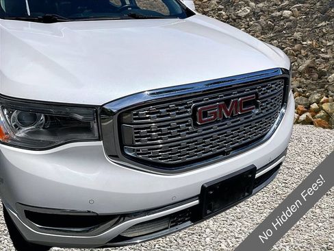 Used 2018 GMC Acadia Denali w/ Technology Package AWD/4WD image 25