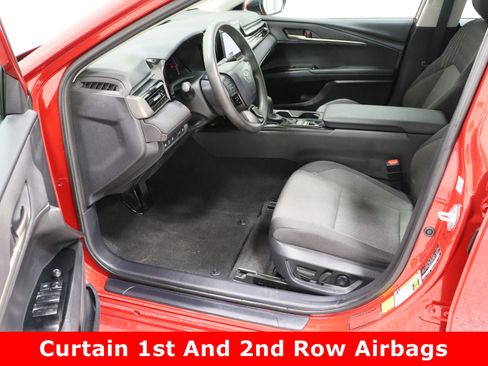 Certified 2025 Toyota Camry LE image 14