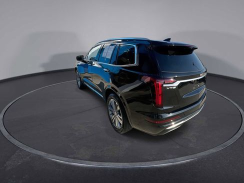 Certified 2025 Cadillac XT6 Premium Luxury image 6