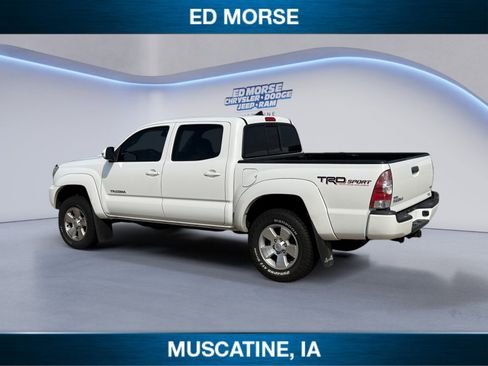 Used 2014 Toyota Tacoma 4x4 Double Cab w/ TRD Sport Package image 3