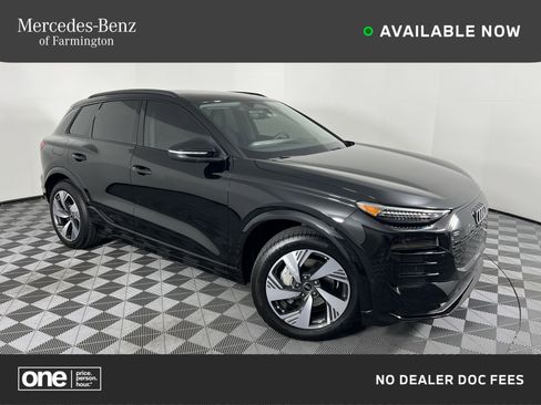 Used 2025 Audi Q6 e-tron Premium Plus AWD/4WD image 1
