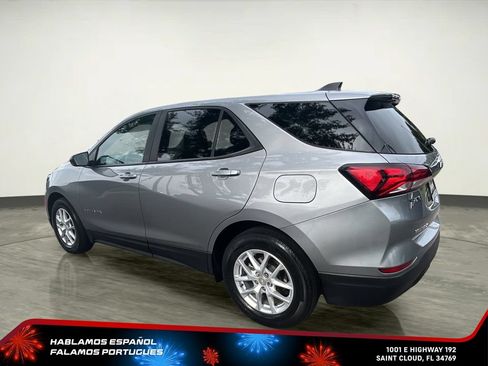 Used 2023 Chevrolet Equinox LS w/ LS Convenience Package FWD image 4
