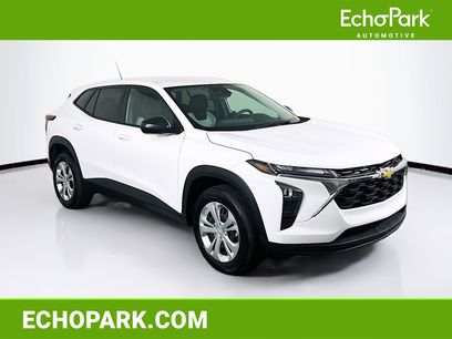Used 2025 Chevrolet Trax LS