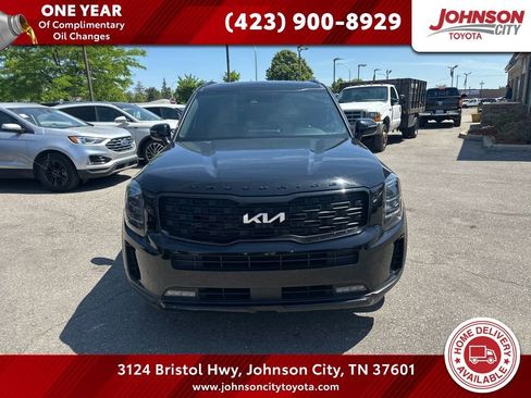 Used 2022 Kia Telluride SX w/ Nightfall Edition Package AWD/4WD image 1